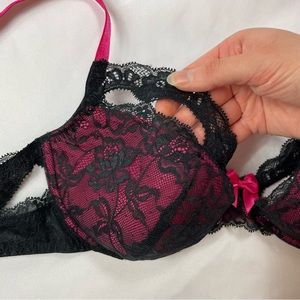 pink and black lace bra 34dd emo
